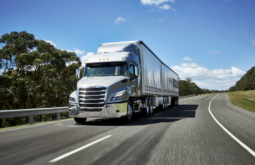 Commercial refrigerated trucking